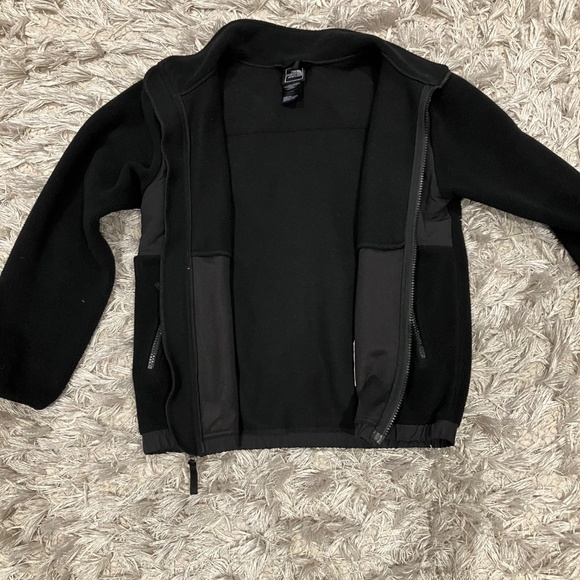 The North Face Denali Fleece Jacket - youth size 7/8 - Picture 3 of 4